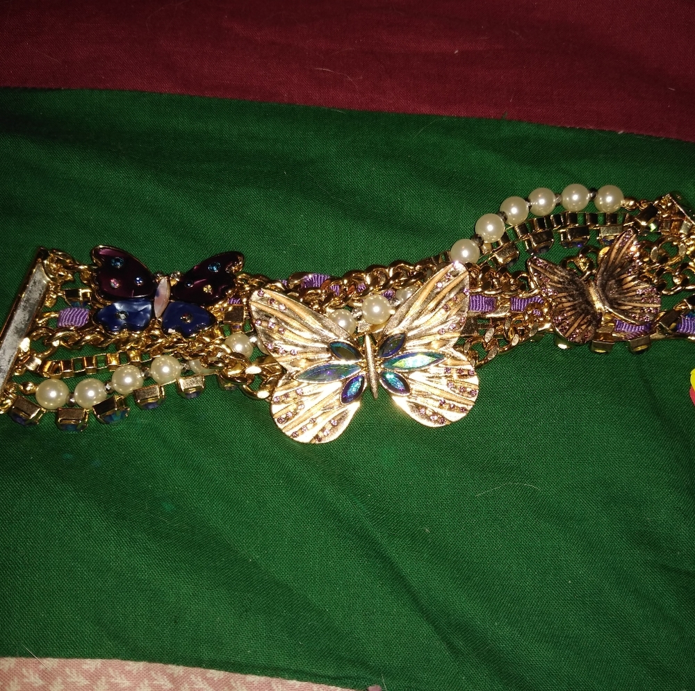 NWT Authentic Betsey Johnson Butterfly Bracelet